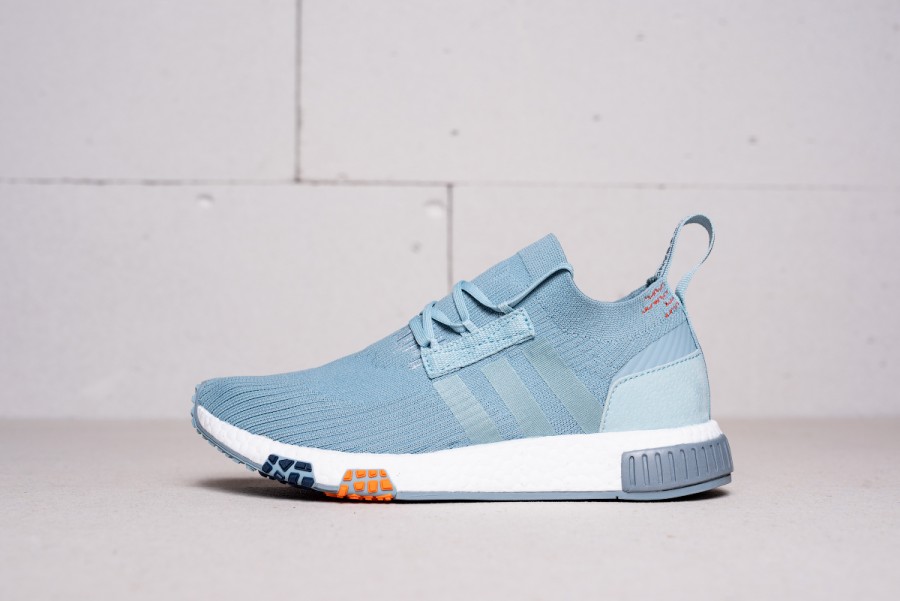 Кроссовки Adidas NMD R2 Primeknit