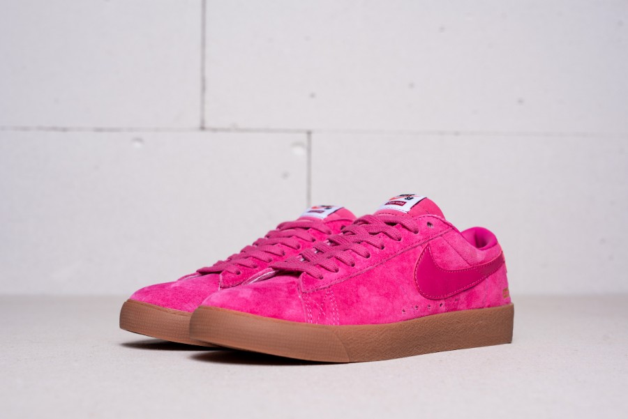 Кроссовки Nike SB Blazer Low GT x Supreme