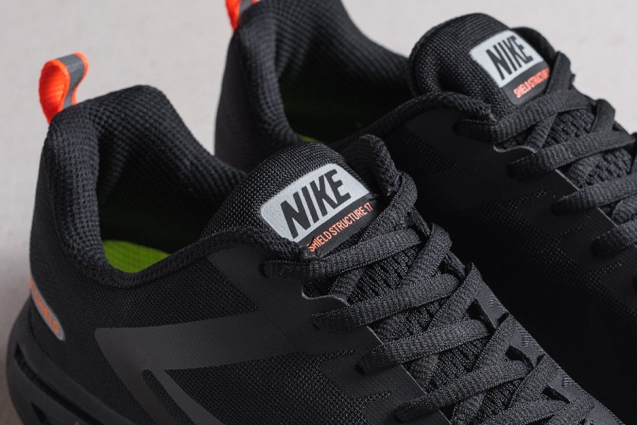 Кроссовки Nike Air Zoom Structure 17 Shield