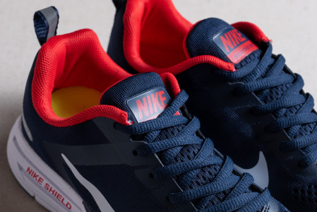 Кроссовки Nike Air Zoom Structure 17 Shield