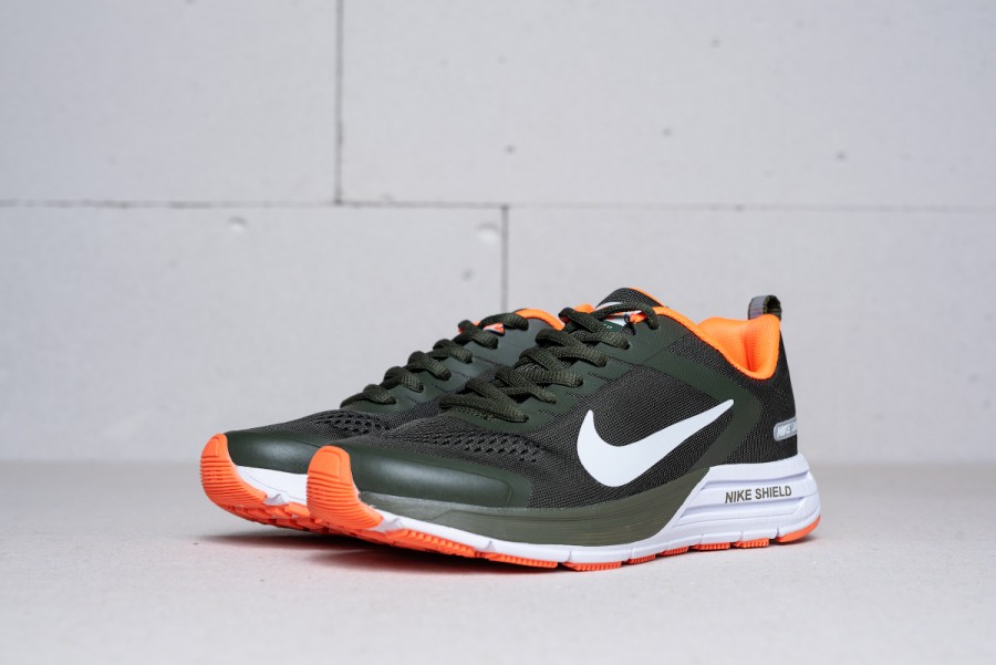 Кроссовки Nike Air Zoom Structure 17 Shield