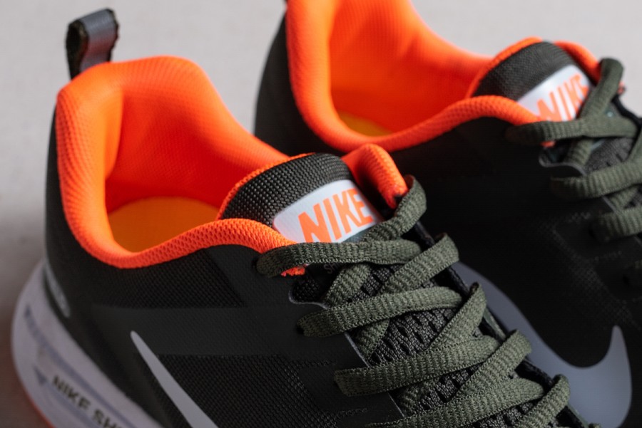 Кроссовки Nike Air Zoom Structure 17 Shield