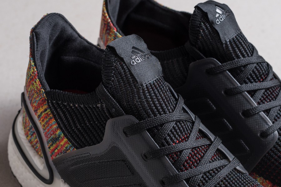 Кроссовки Adidas Ultra Boost 2019