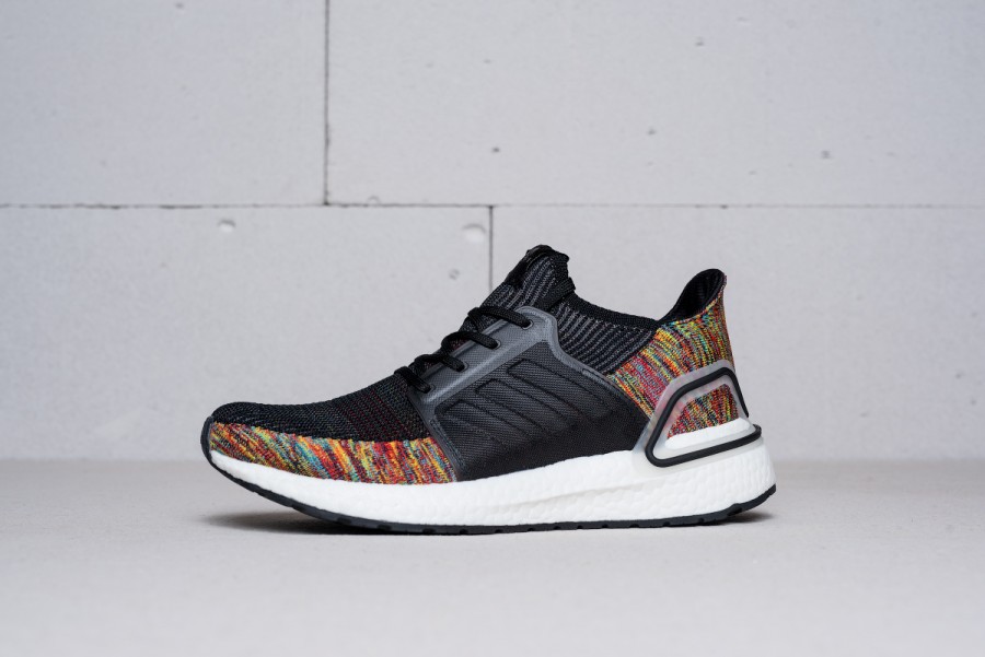 Кроссовки Adidas Ultra Boost 2019