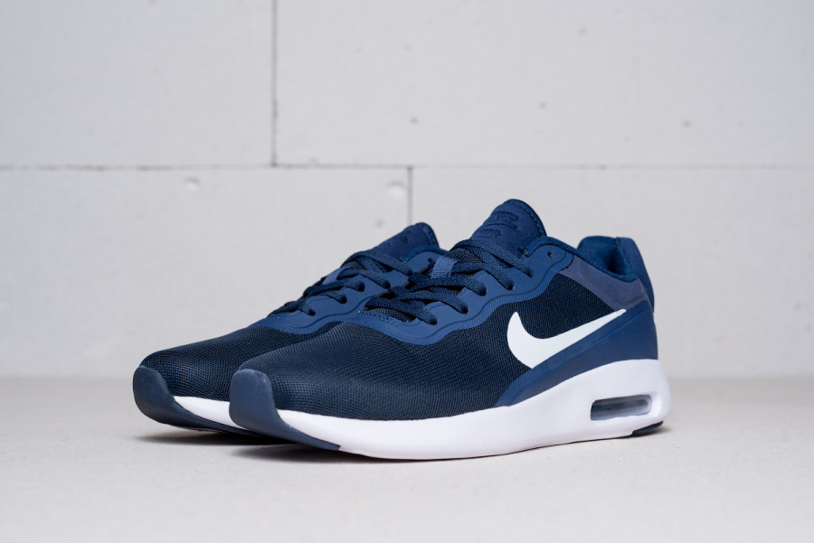 Кроссовки Nike Air Max Thea