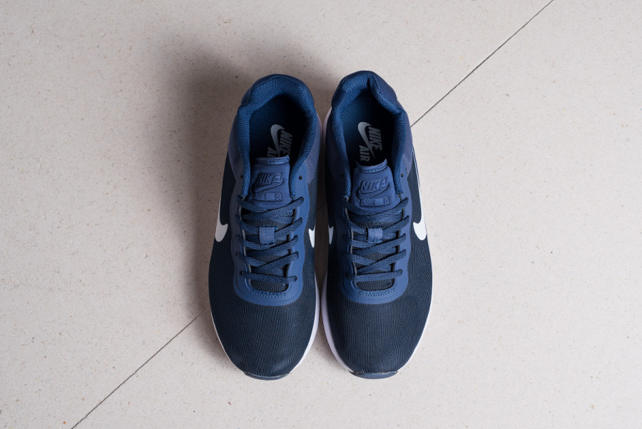 Кроссовки Nike Air Max Thea