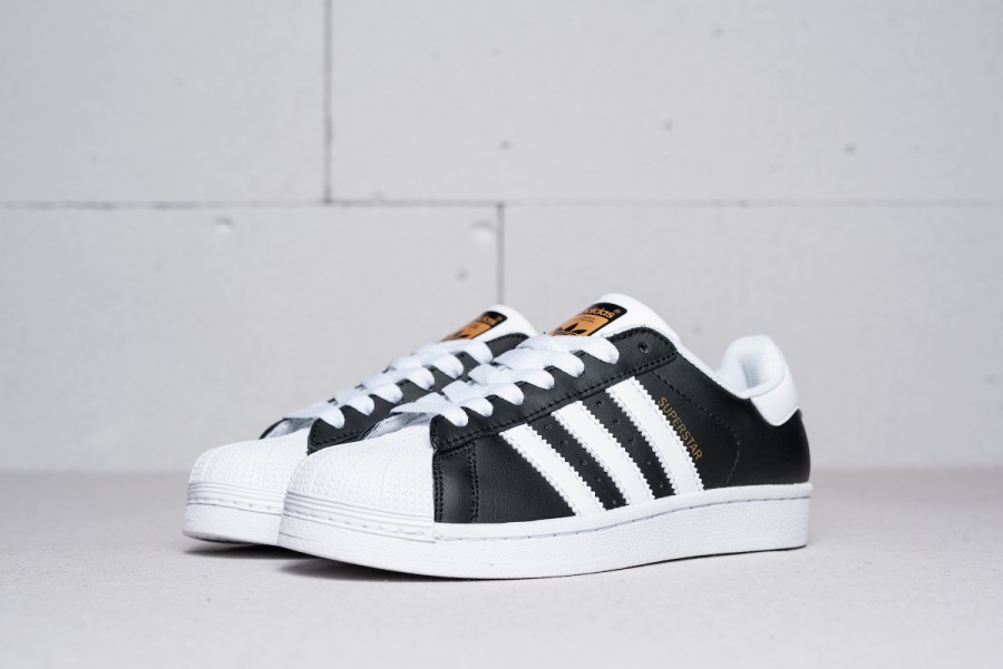 Кроссовки Adidas Superstar