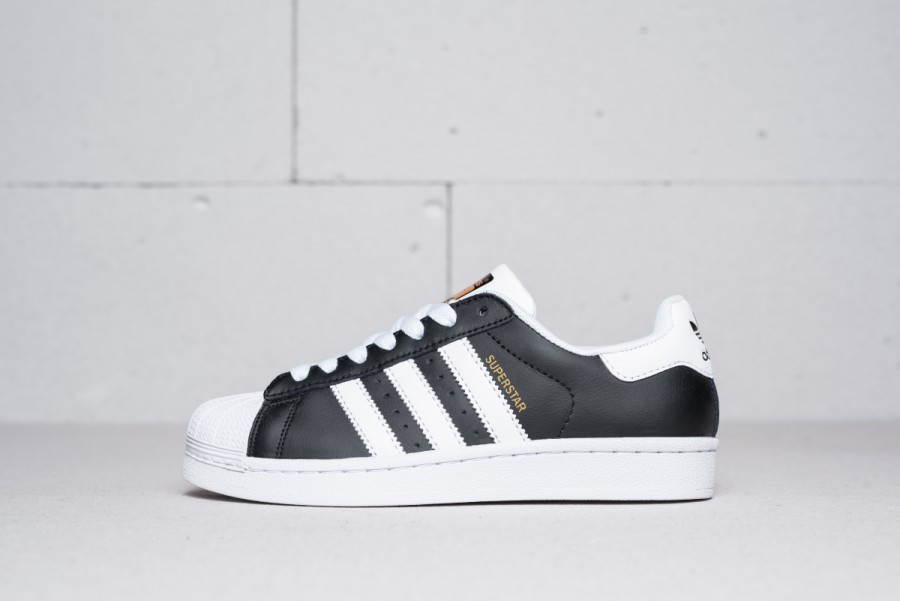 Кроссовки Adidas Superstar