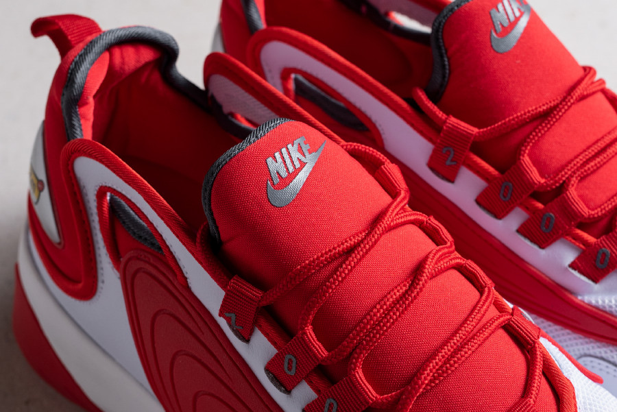 Кроссовки Nike Zoom 2K