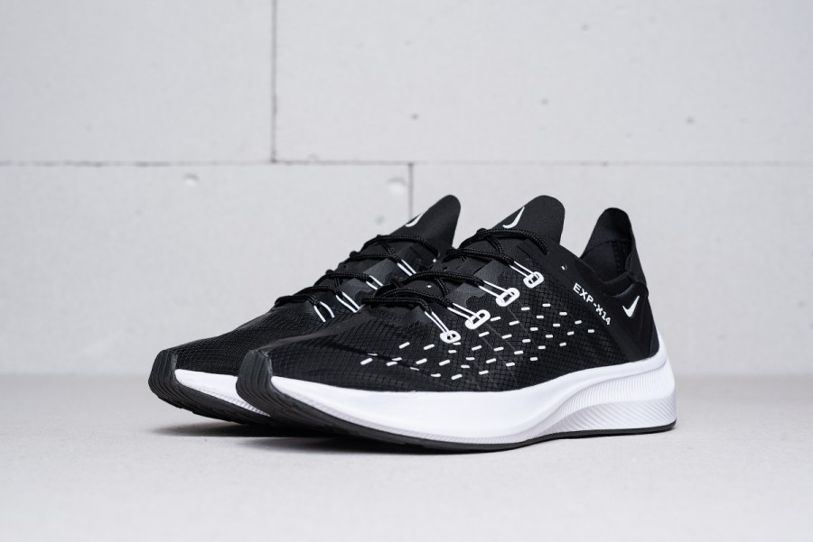 Кроссовки Nike EXP-X14