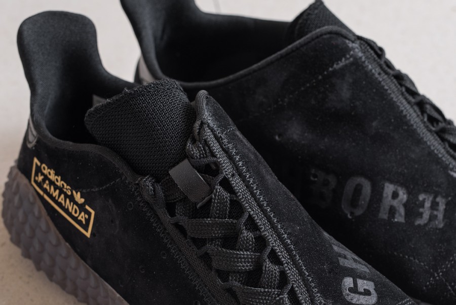 Кроссовки Adidas Kamanda