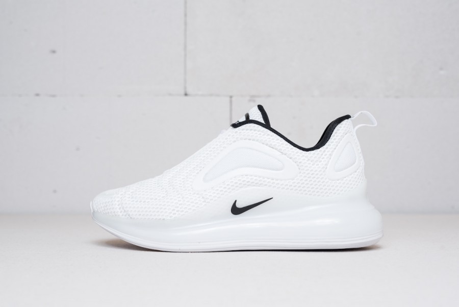 Кроссовки Nike Air Max 720