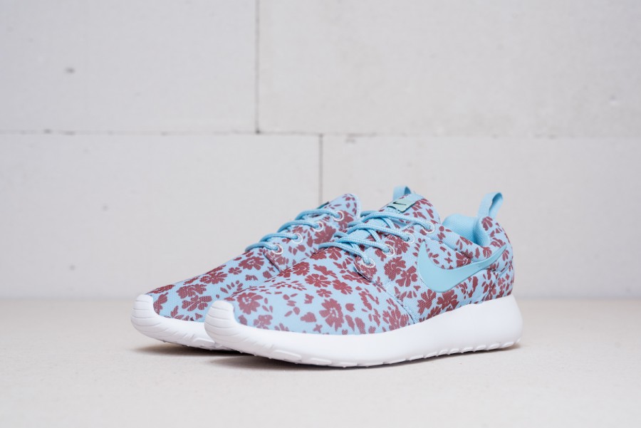 Кроссовки Nike Roshe Run