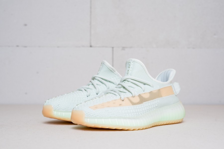 Кроссовки Adidas Yeezy 350 V2