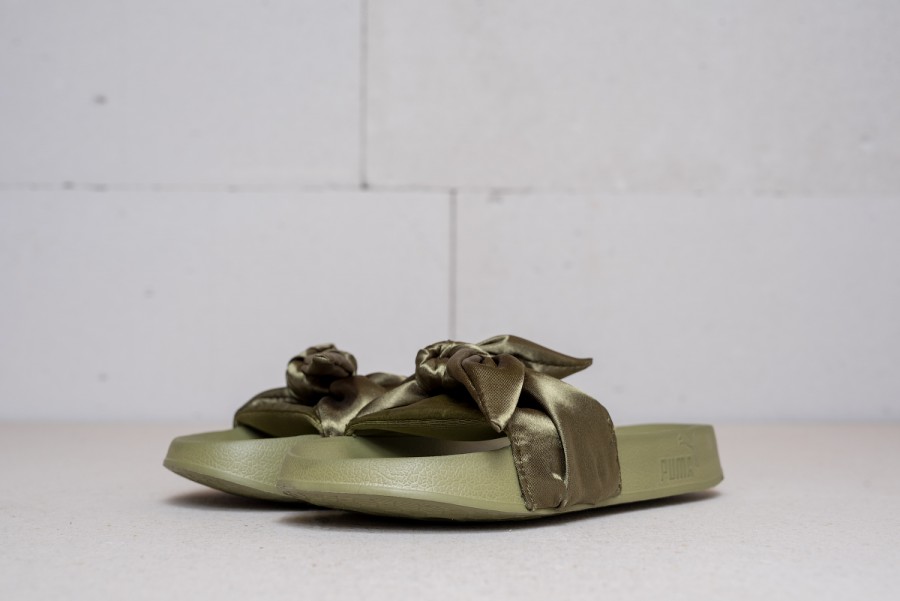 Шлепанцы Puma Bow Slide Wns x Rihanna Fenty