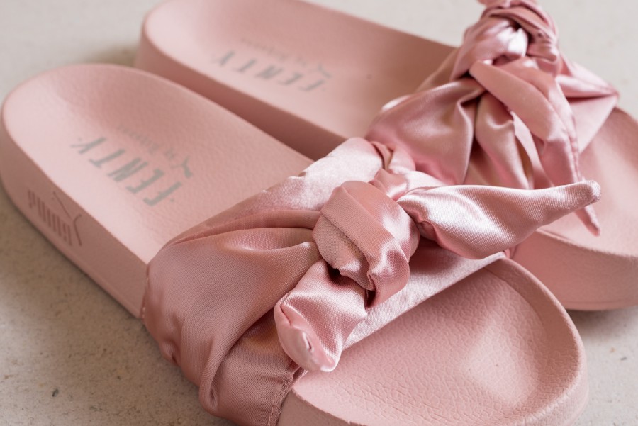 Шлепанцы Puma Bow Slide Wns x Rihanna Fenty