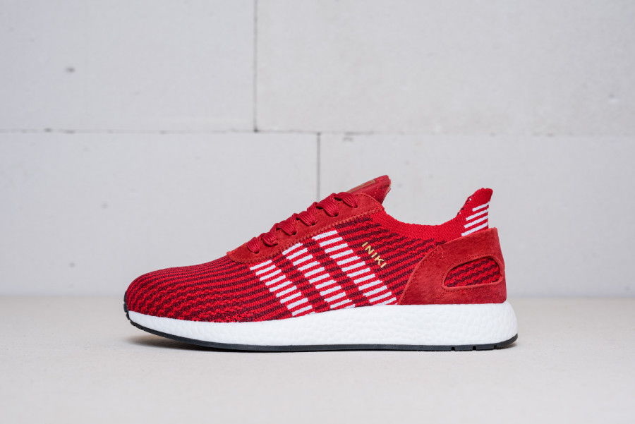 Кроссовки Adidas Iniki Runner Boost Primeknit
