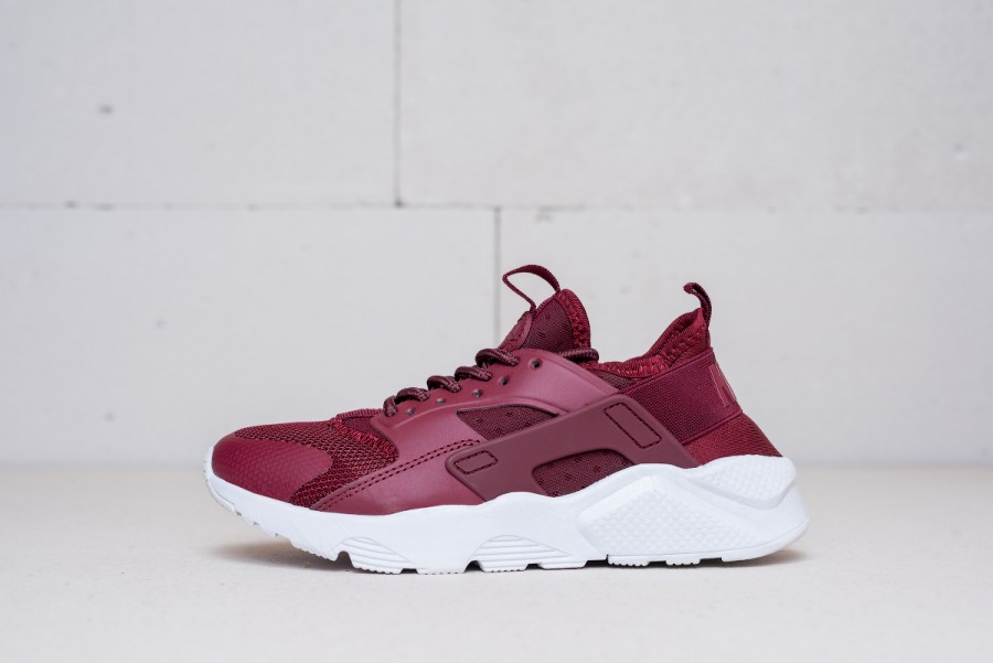 Кроссовки Nike Air Huarache Run Ultra