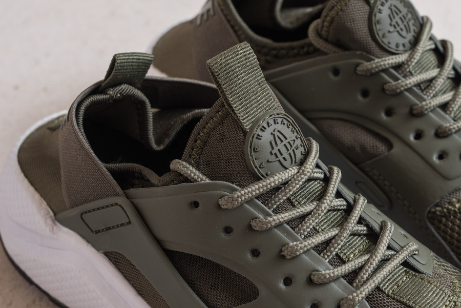 Кроссовки Nike Air Huarache Run Ultra