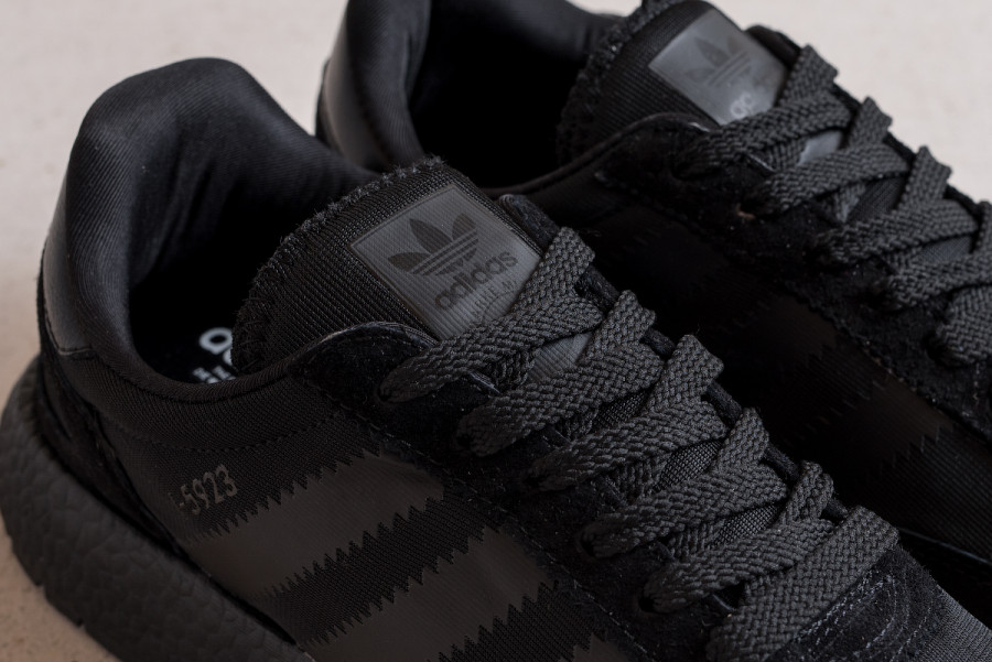 Кроссовки Adidas I-5923