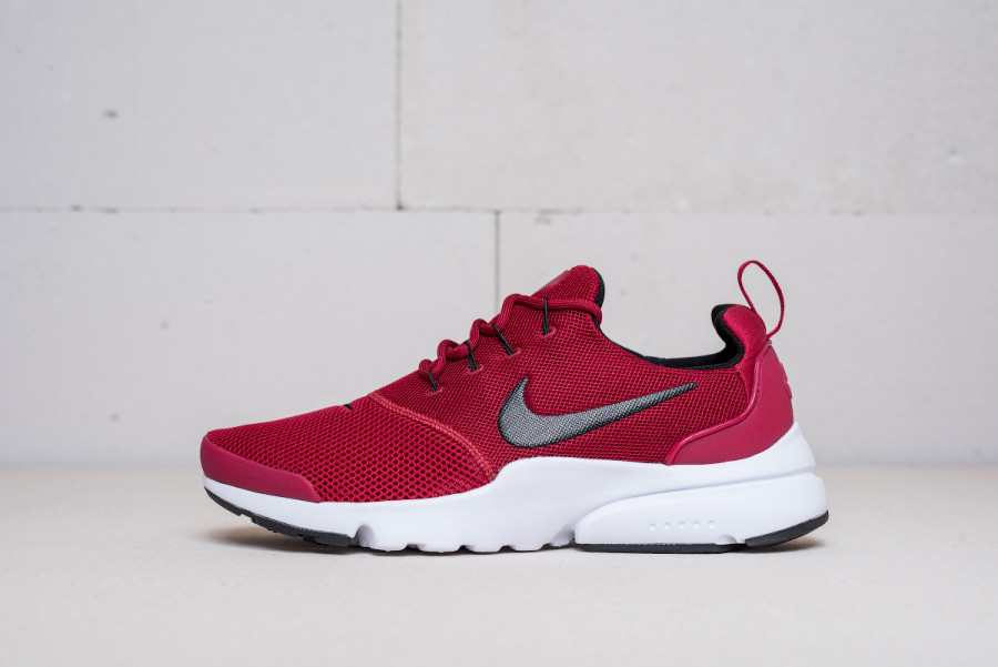 Кроссовки Nike Presto Fly