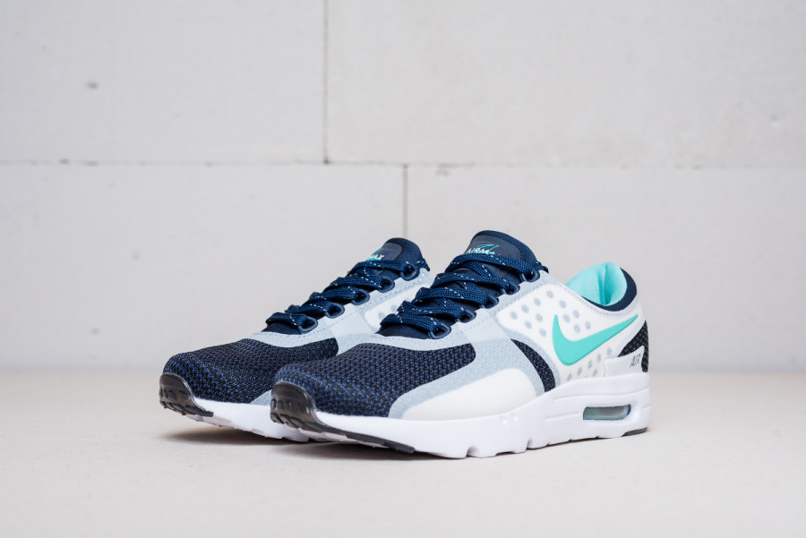 Кроссовки Nike Air Max Zero
