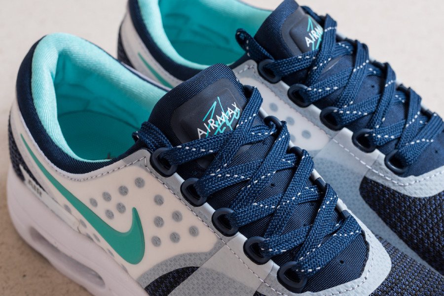 Кроссовки Nike Air Max Zero
