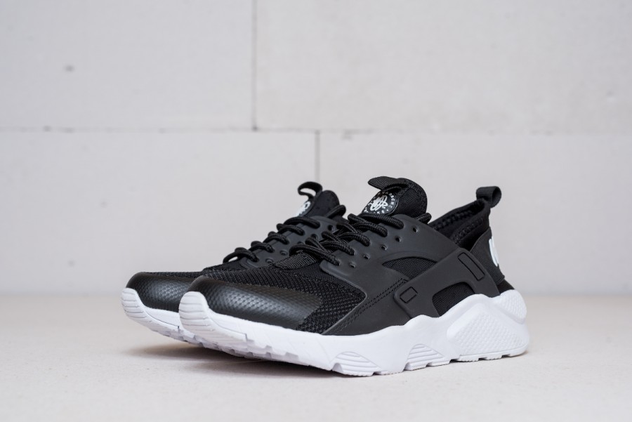 Кроссовки Nike Air Huarache Run Ultra