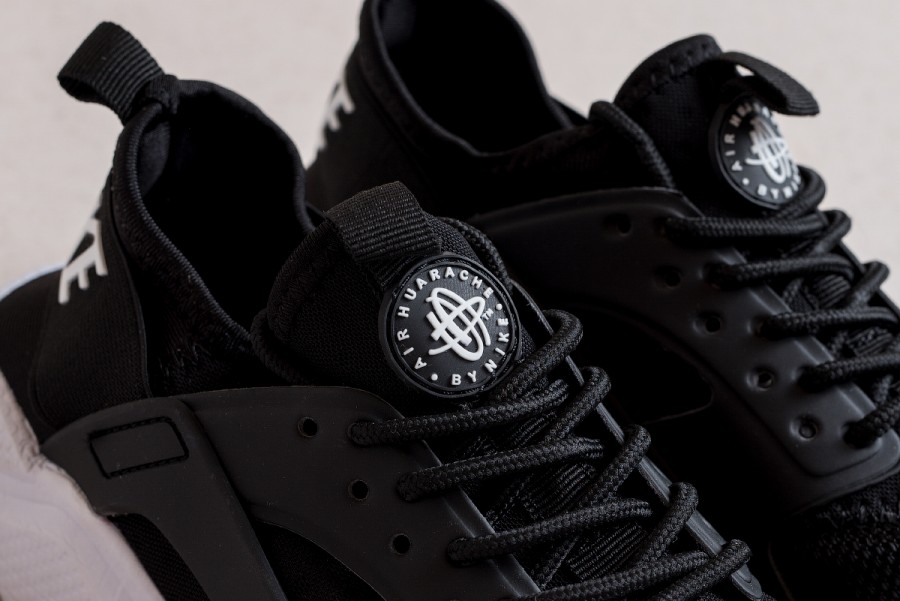 Кроссовки Nike Air Huarache Run Ultra