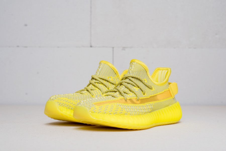 Кроссовки Adidas Yeezy 350 V2