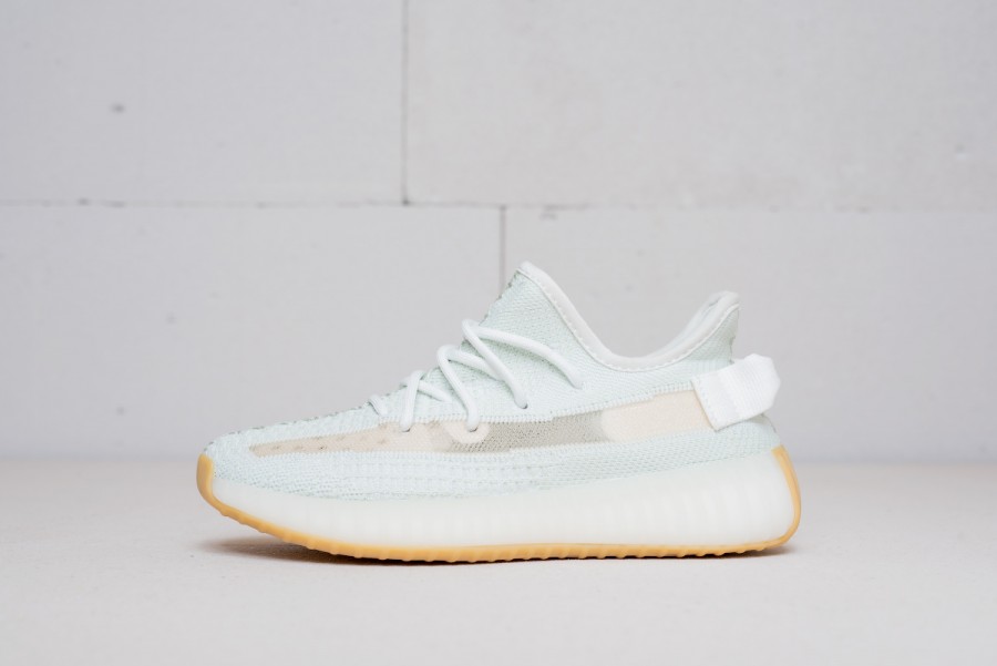 Кроссовки Adidas Yeezy 350 V2