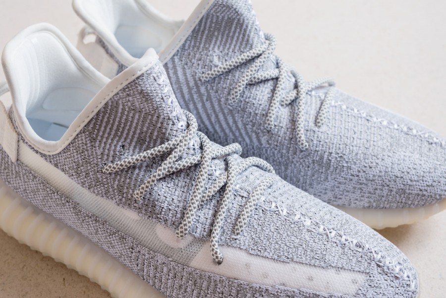 Кроссовки Adidas Yeezy 350 V2