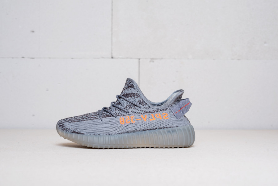 Кроссовки Adidas Yeezy 350 V2 boost