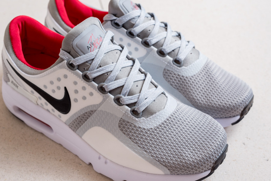 Кроссовки Nike Air Max Zero