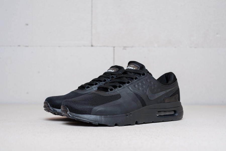 Кроссовки Nike Air Max Zero