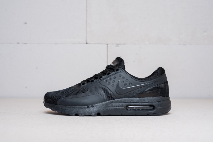 Кроссовки Nike Air Max Zero