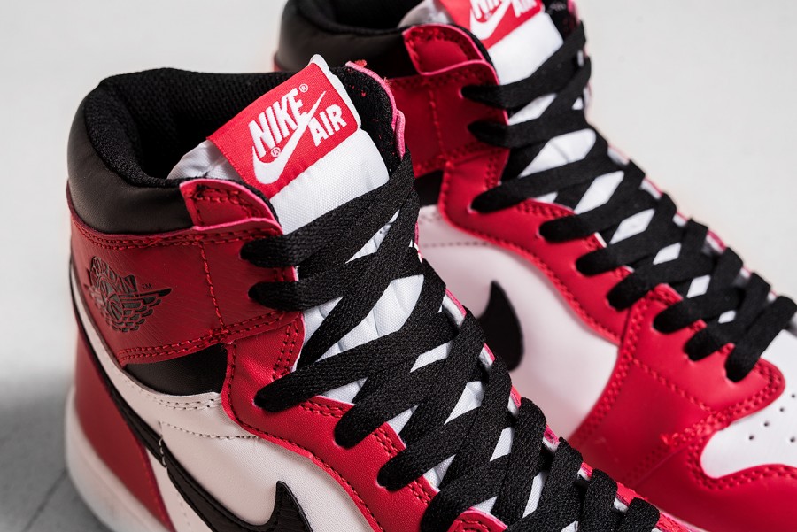 Кроссовки Air Jordan 1 Retro