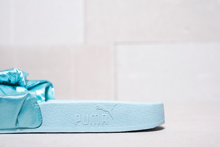 Шлепанцы Puma Bow Slide Wns x Rihanna Fenty