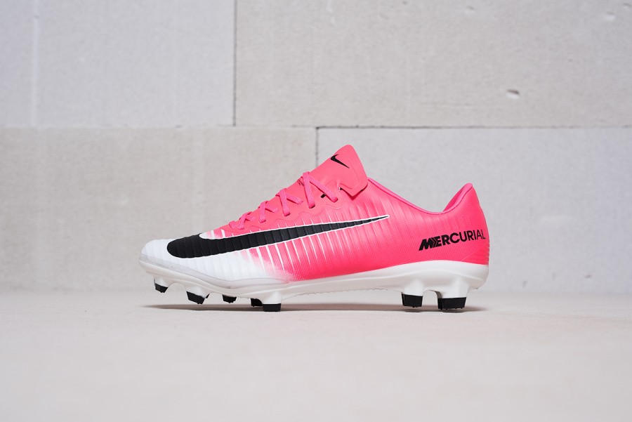 Футбольная обувь Nike Mercurial Vapor XI FG