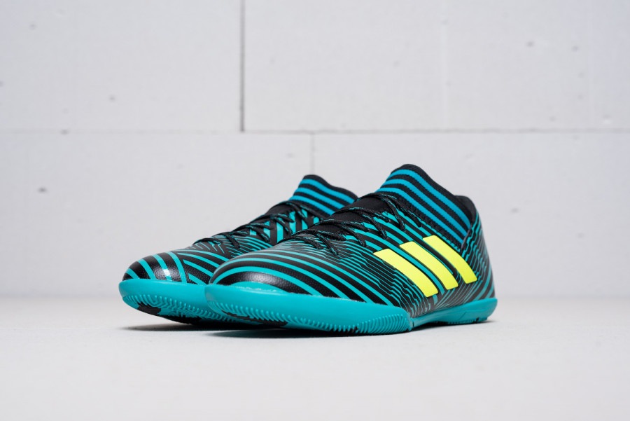 Футбольная обувь Adidas Nemeziz Tango 17.3 IC