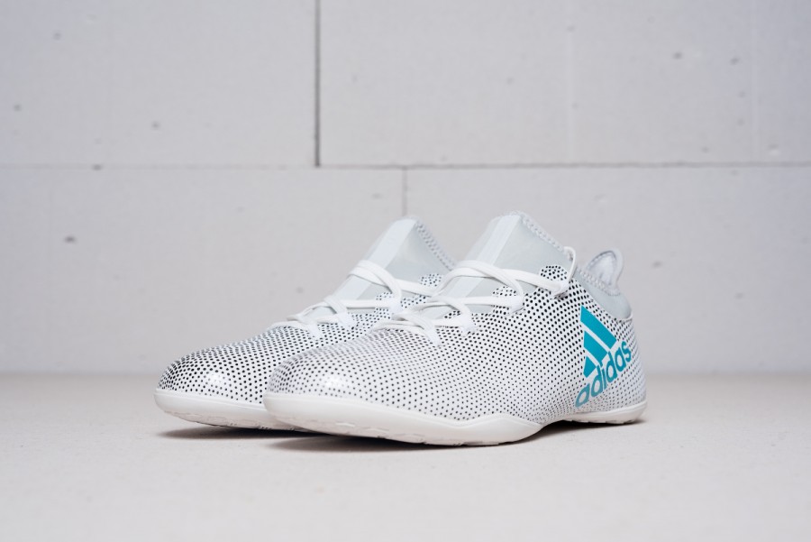 Футбольная обувь Adidas X Tango 17.3 IC