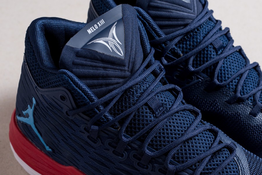 Кроссовки Jordan Melo M13