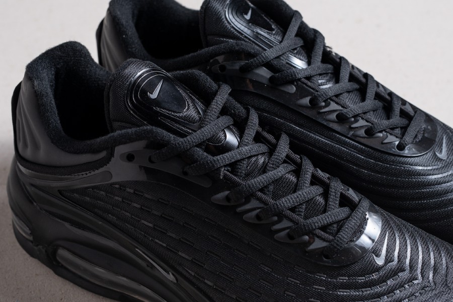 Кроссовки Nike Air Max Deluxe