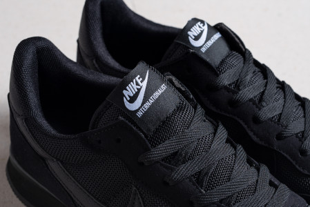 Кроссовки Nike Internationalist