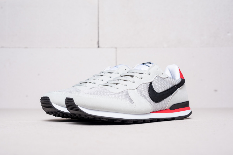 Кроссовки Nike Internationalist