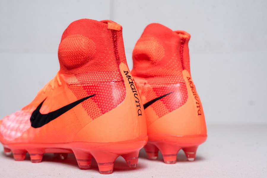 Футбольная обувь Nike Magista Obra II FG