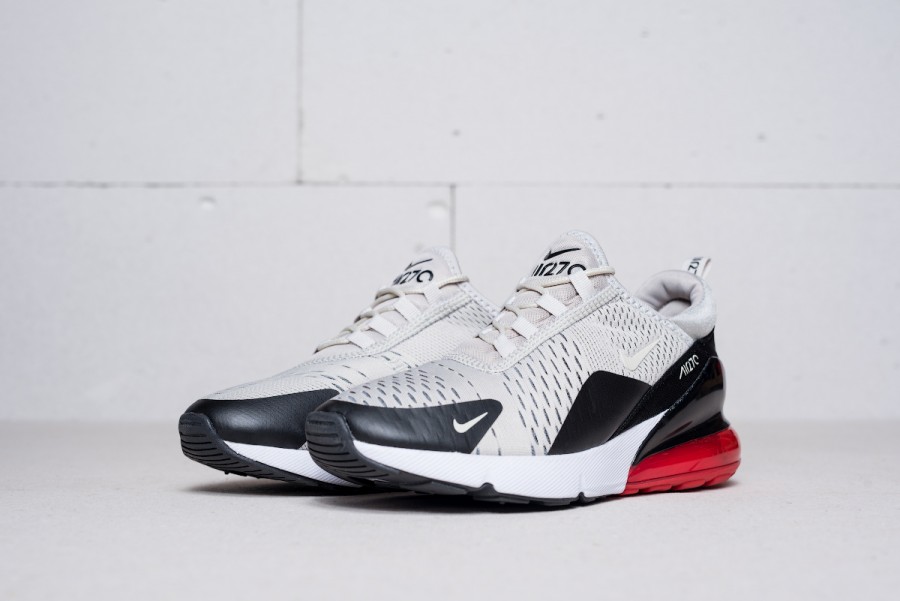 Кроссовки Nike Air Max 270