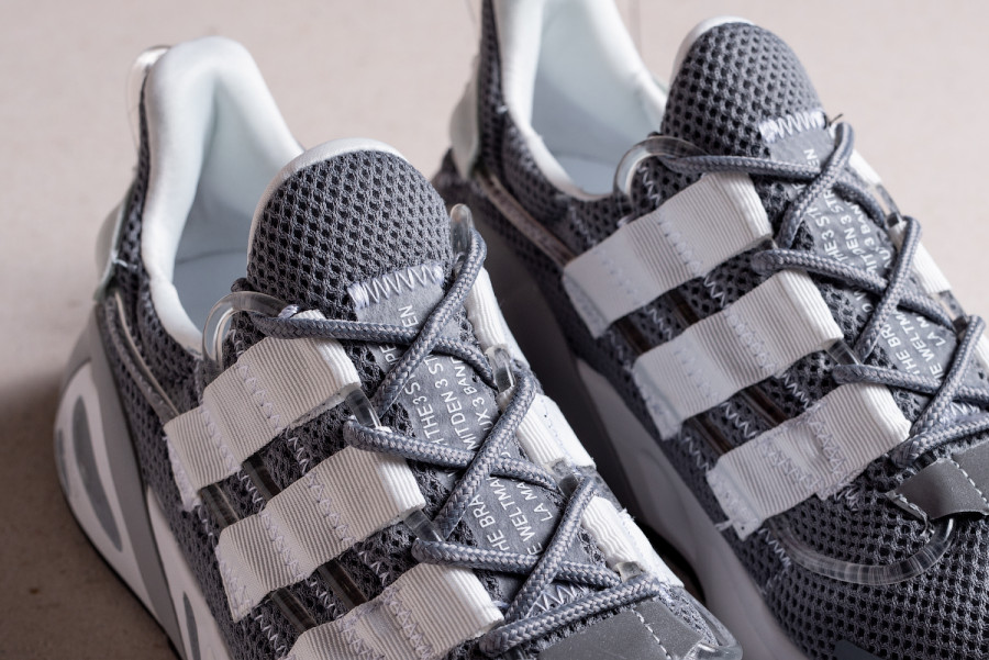 Кроссовки Adidas Yeezy Boost 600