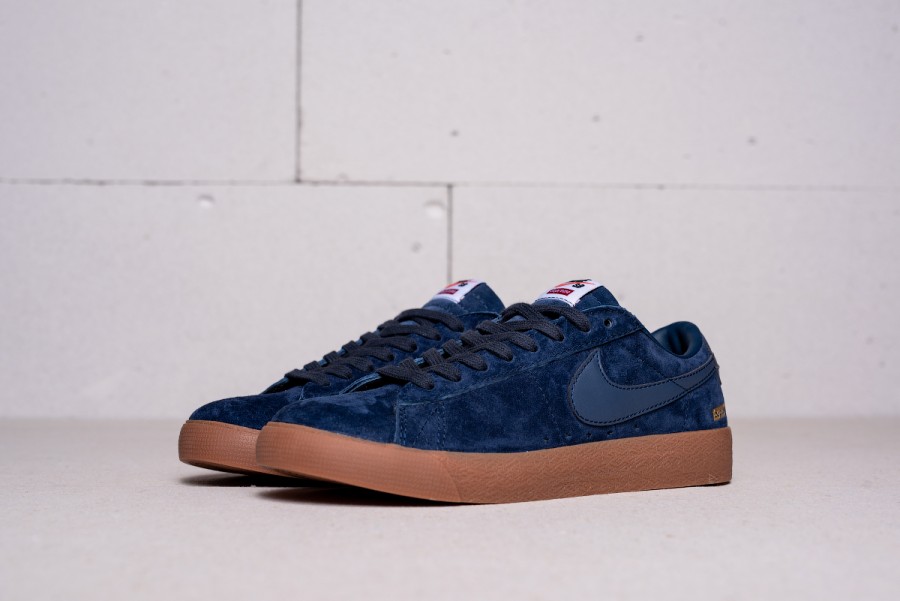 Кроссовки Nike SB Blazer Low GT x Supreme