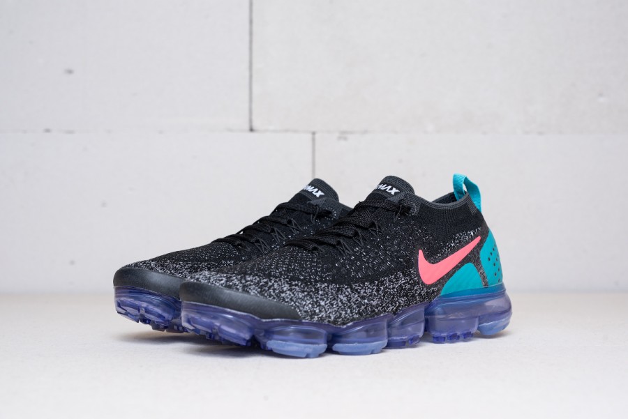 Кроссовки Nike Air VaporMax Flyknit 2